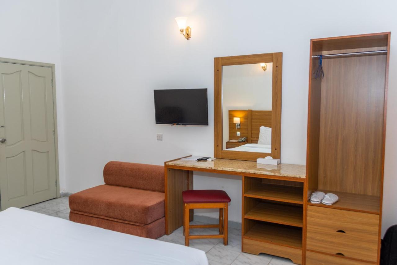 Fujairah Hotel & Resort Экстерьер фото